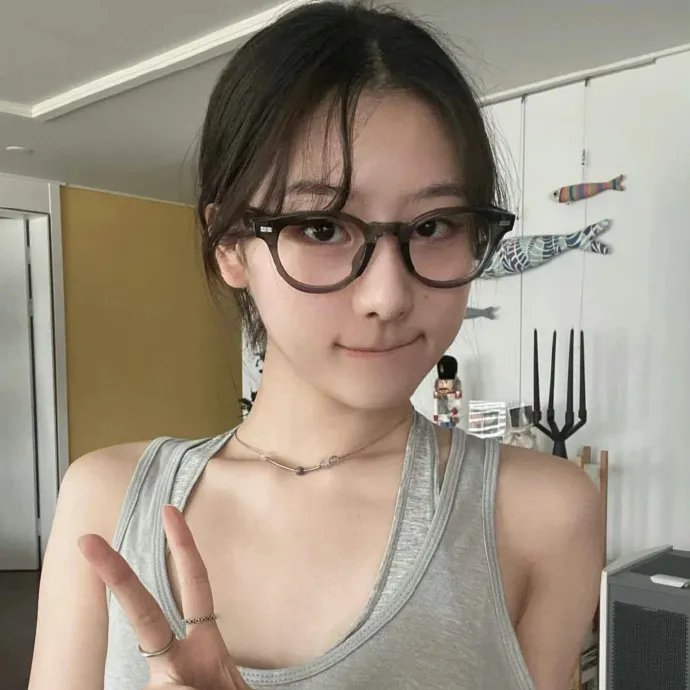 在窗边